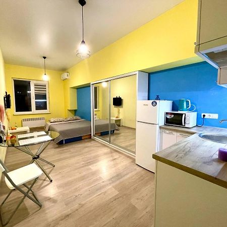 Parkoviy Kvartal Kharkiv Bagian luar foto